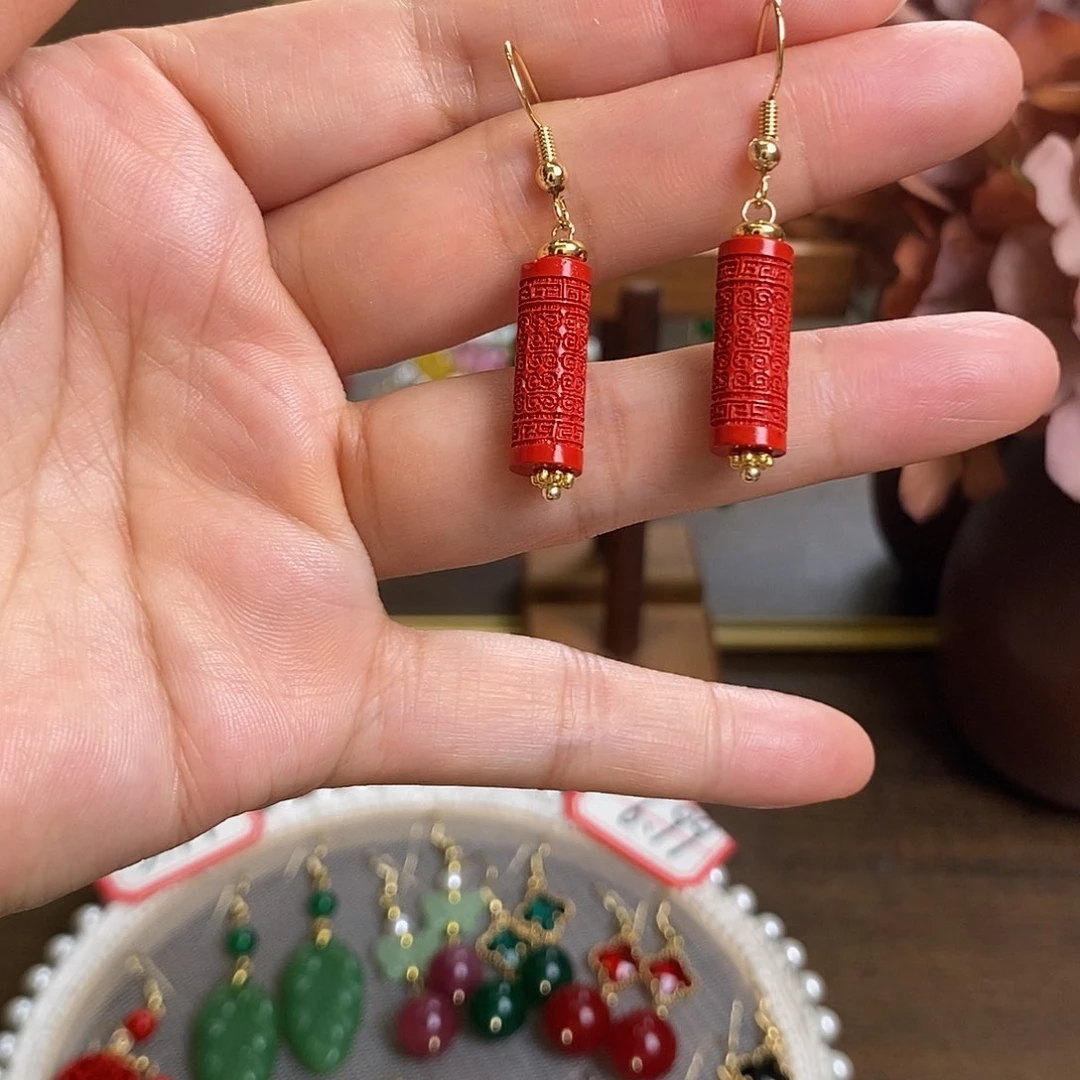 石英岩玉合金耳钉