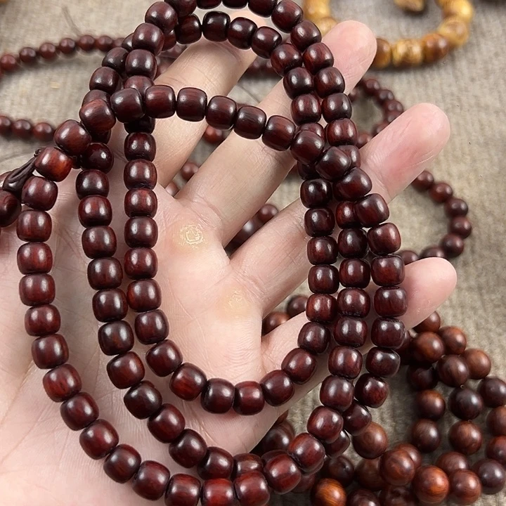 木嗨***生海南红降88。。。。。。。