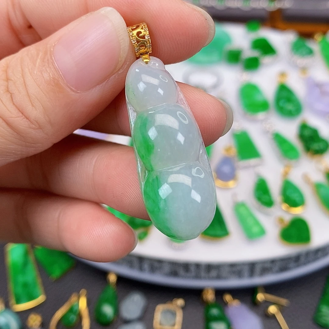翡翠18K金镶嵌吊坠(不含链)华*