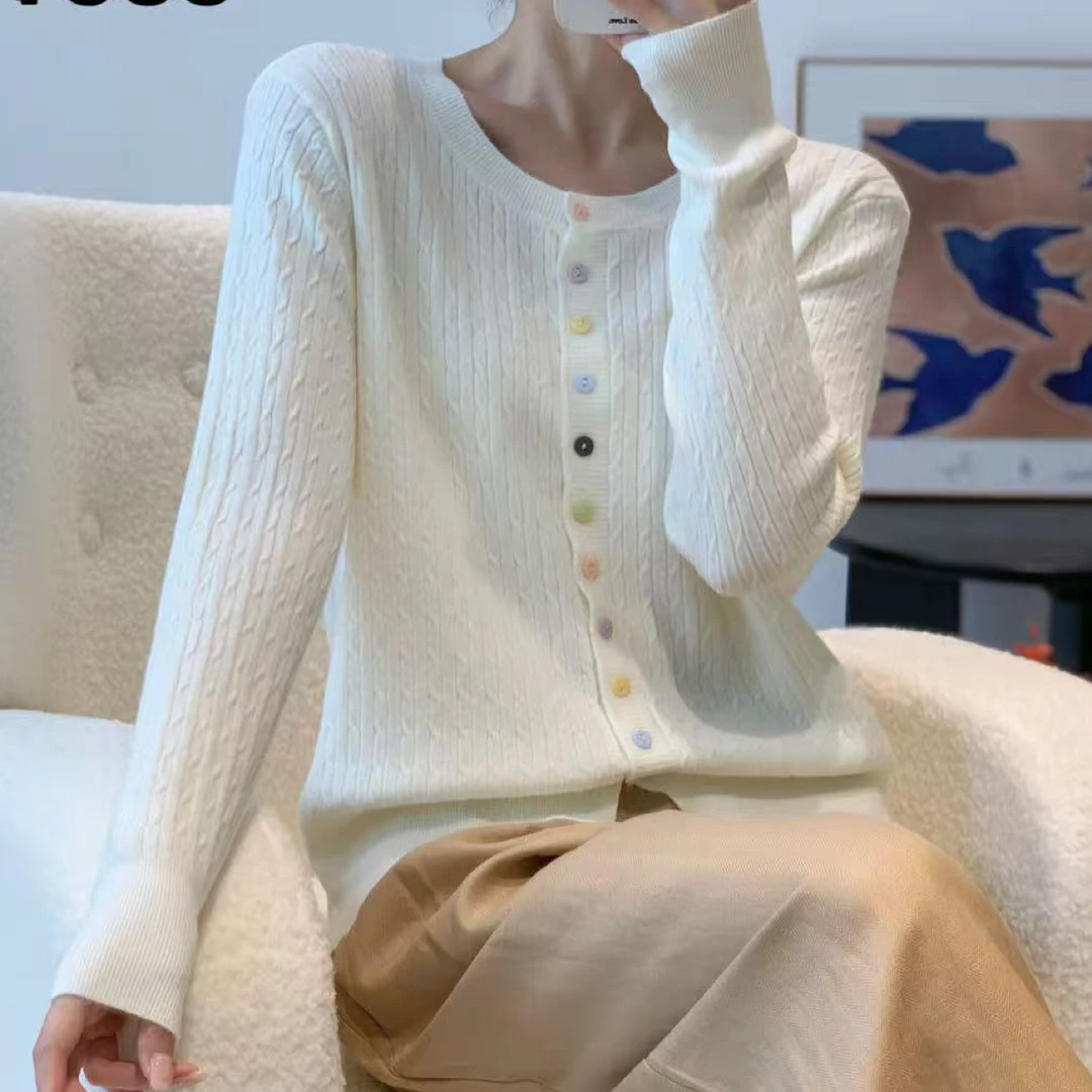 7533彩色纽扣针织开衫毛衣外套女秋冬圆领显瘦设计感法式上衣