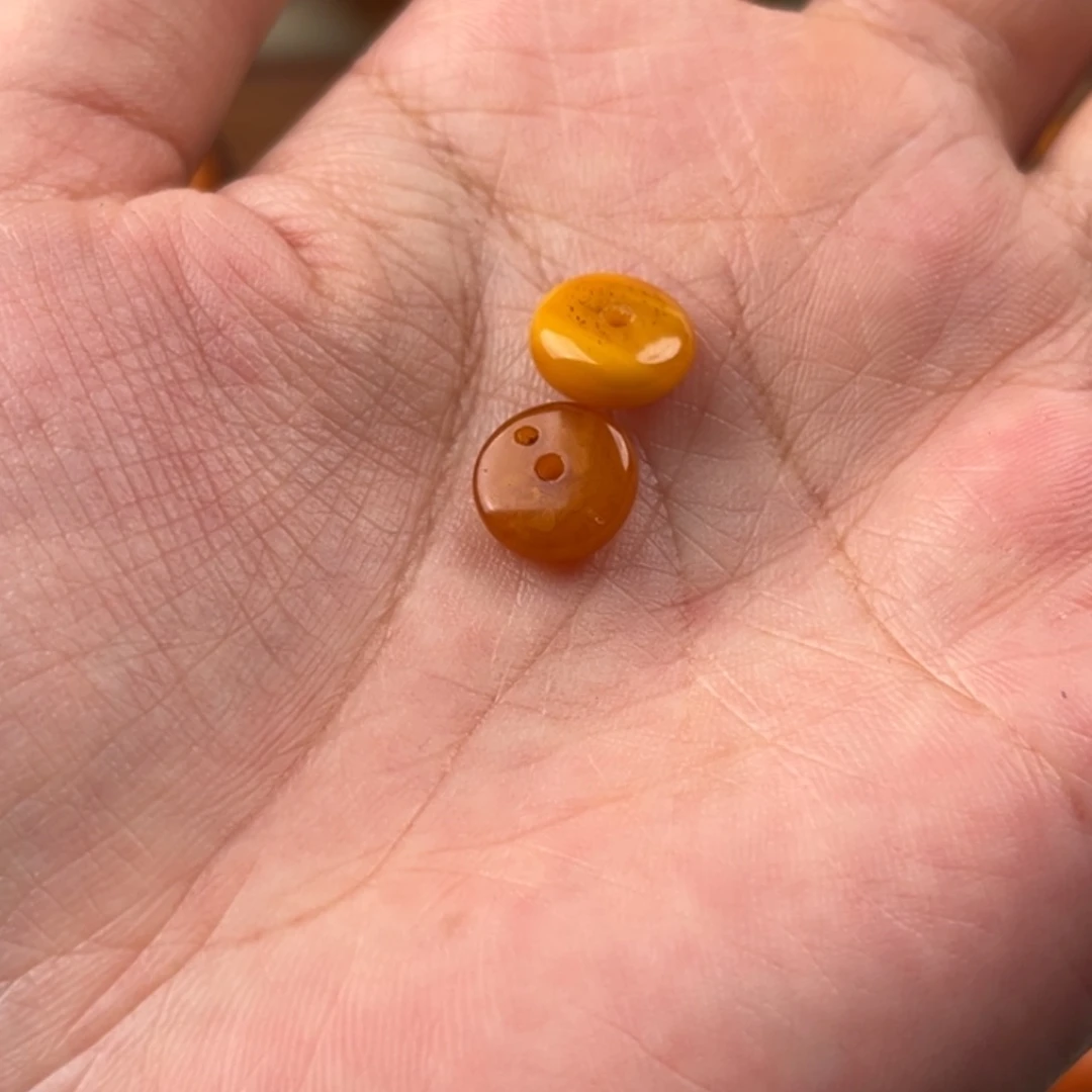 怒***橙蜜蜡未镶嵌颈饰老蜜蜡