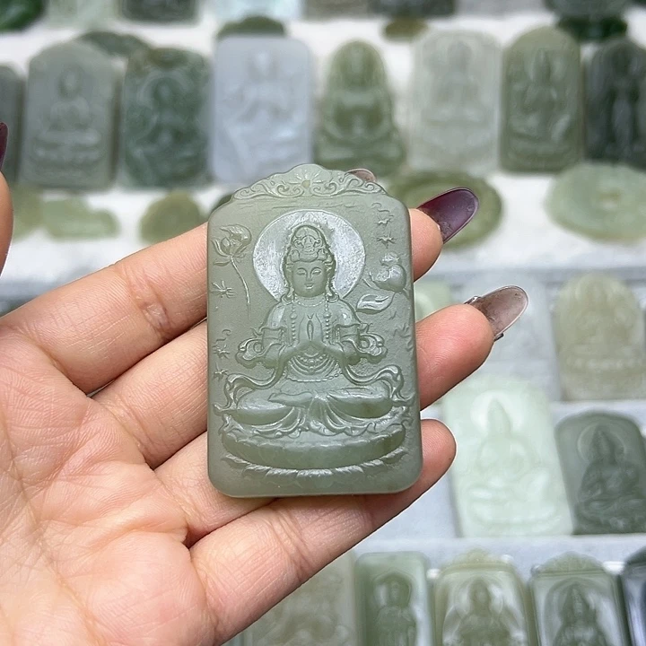 和田玉颈饰未镶嵌朴*立