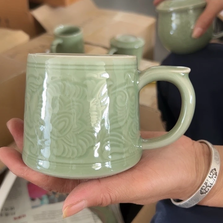 龙泉云间青瓷小米茶器