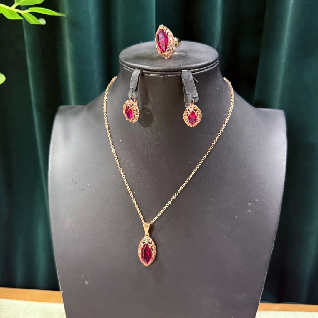 铜合金项链 铜合金锆石简约设计玫红色项链耳环戒指三件套