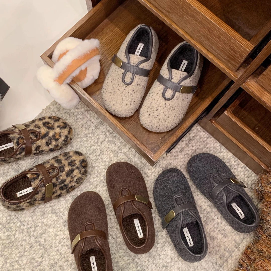 韩版复古百搭毛呢毛毛鞋女2025秋冬新款时尚魔术贴阔腿裤必备鞋