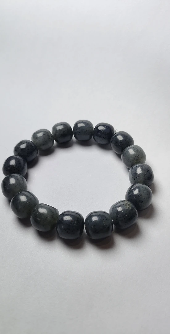 天然和田玉老型珠手串