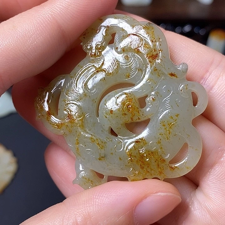 和田玉（糖玉）未镶嵌车挂风**生