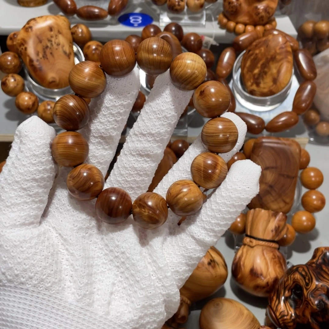 柏木太行崖柏陈华骨料1.8手串微闪电，精挑