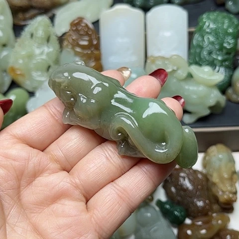 和田玉颈饰未镶嵌?****j