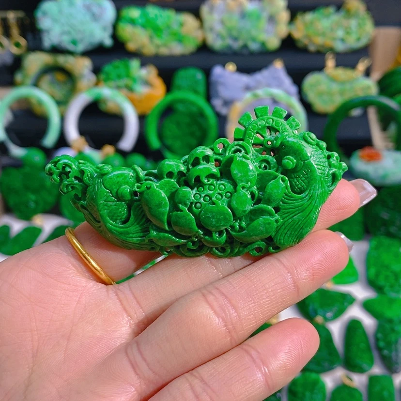 【闪购商品】翡翠颈饰未镶嵌鱼戏荷花