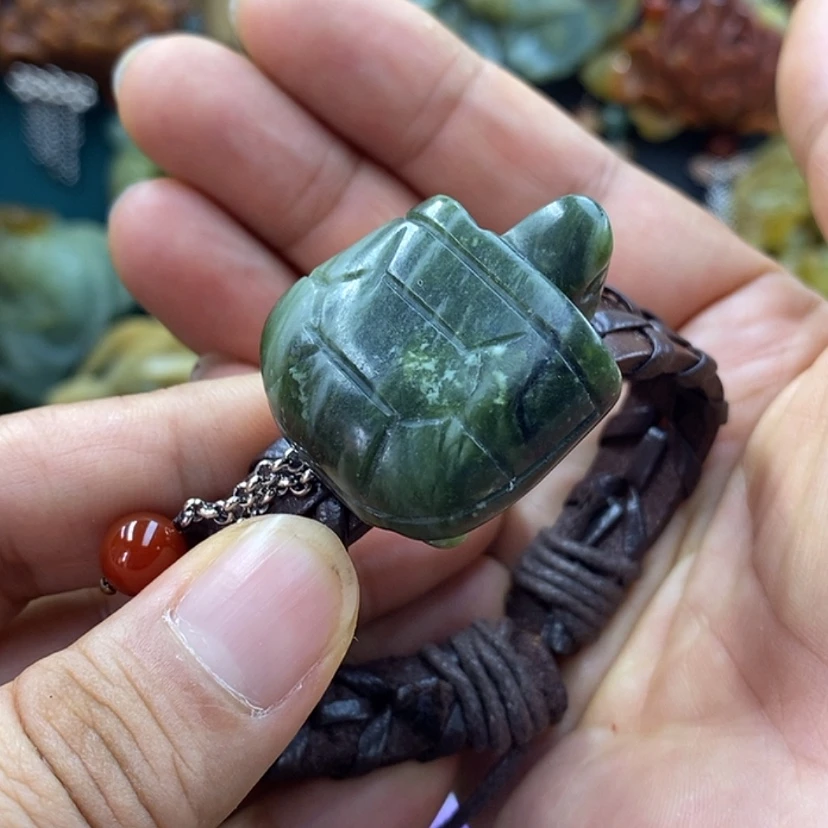【闪购商品】未镶嵌岫玉手牌