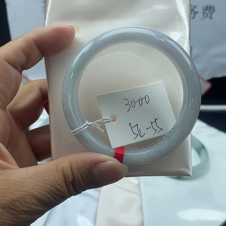 未镶嵌手镯翡翠翡翠手镯