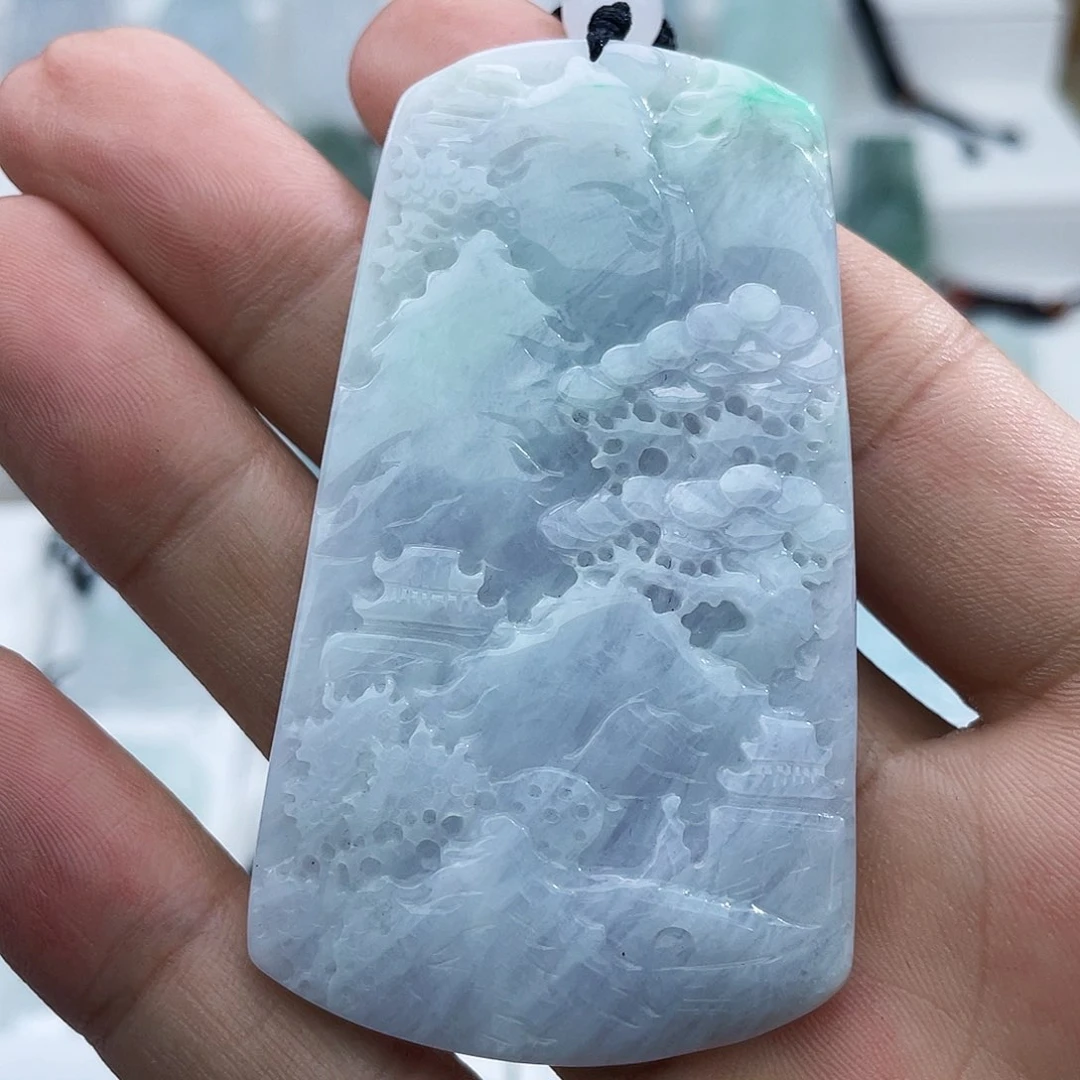 颈饰未镶嵌翡翠向***发翡翠