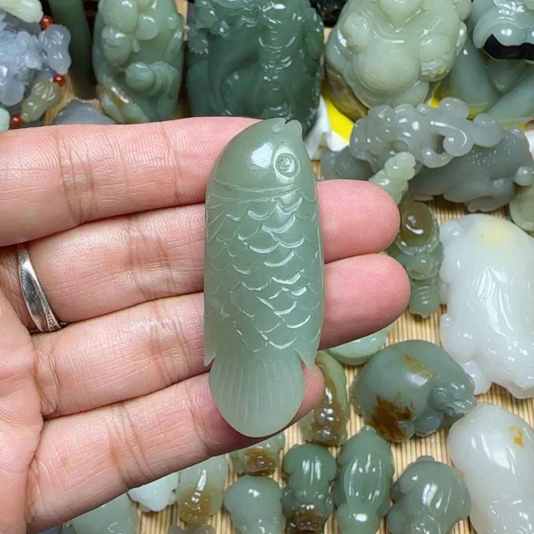 未镶嵌和田玉把件