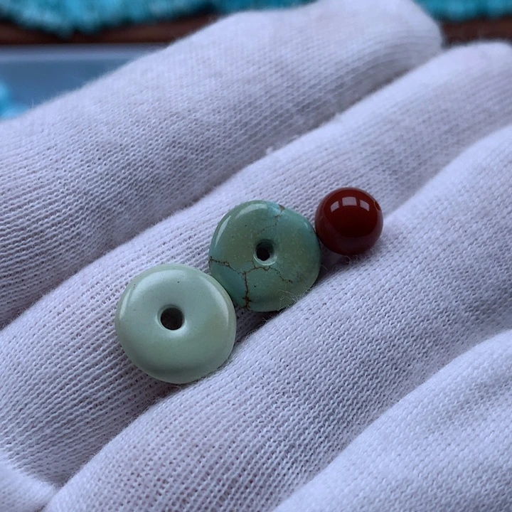 未镶嵌南红玛瑙珠宝奇石