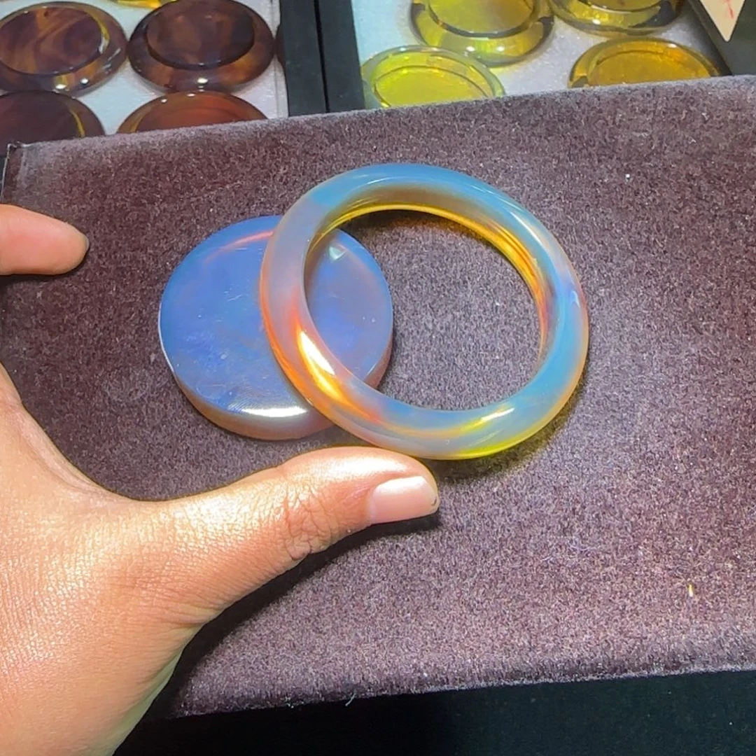 琥珀未镶嵌手镯琥珀