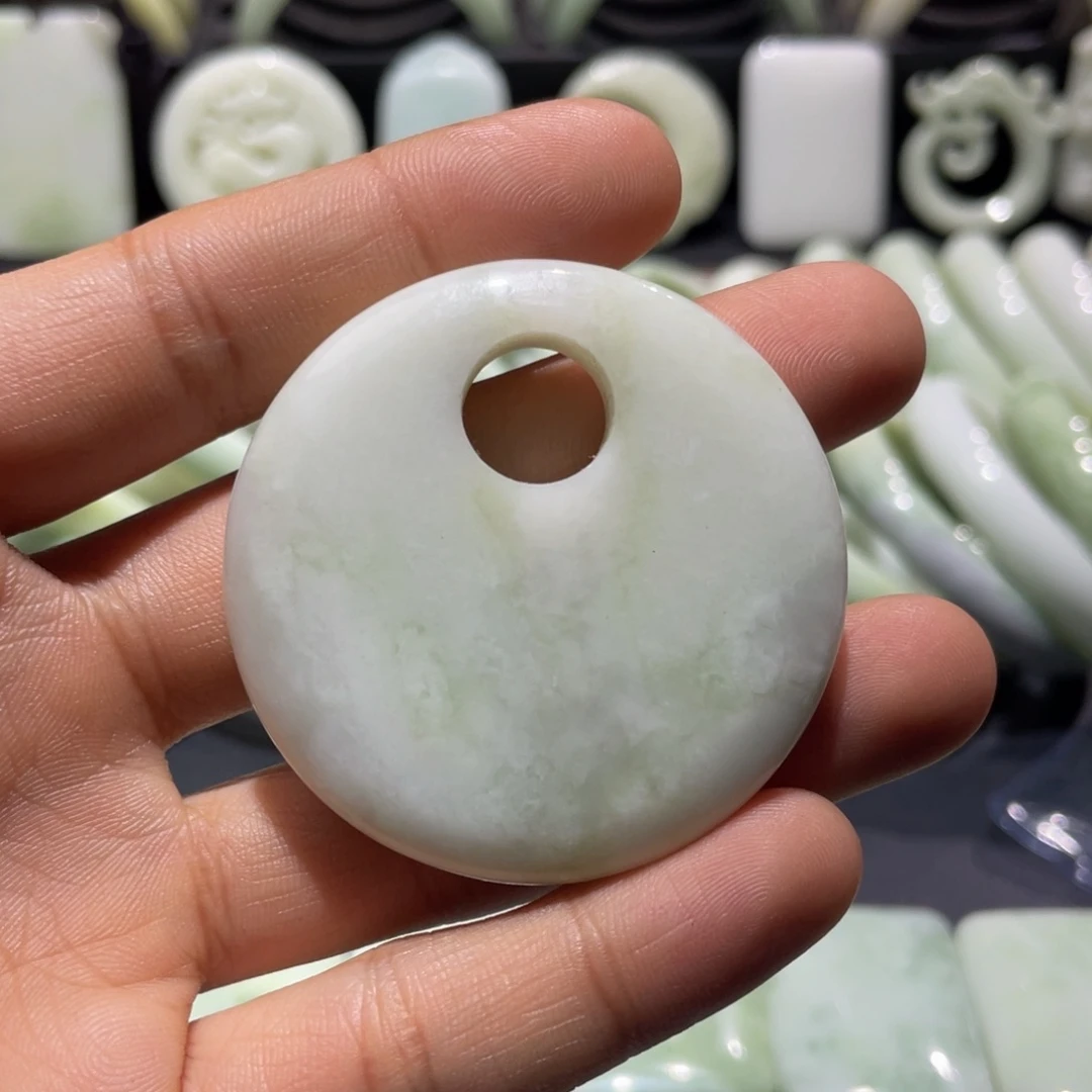 未镶嵌手镯蓝田玉（蛇纹石化大理石玉）独*