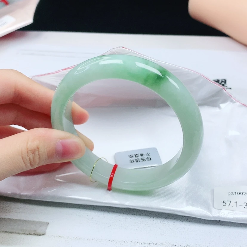 【闪购商品】翡翠手镯未镶嵌缅甸天然a货手镯57+