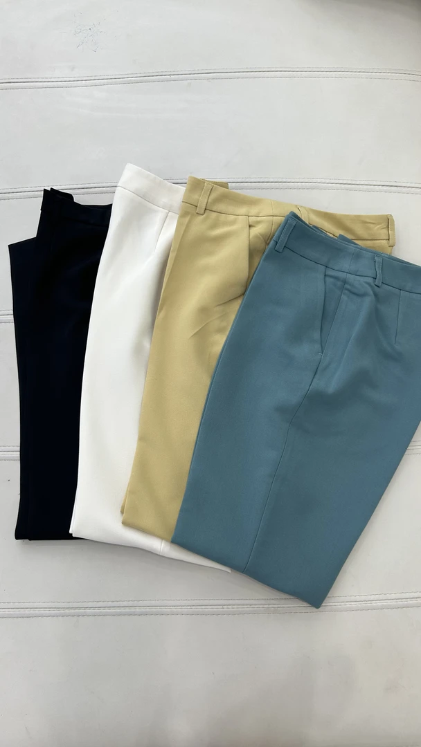 女士黑色/白色/福利西裤1条（随机）