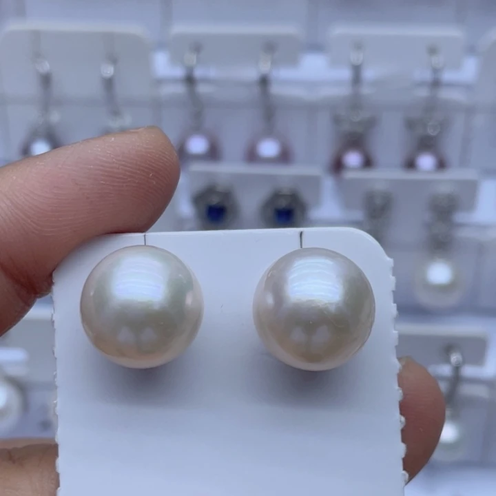 银S925镶嵌耳饰淡水珍珠