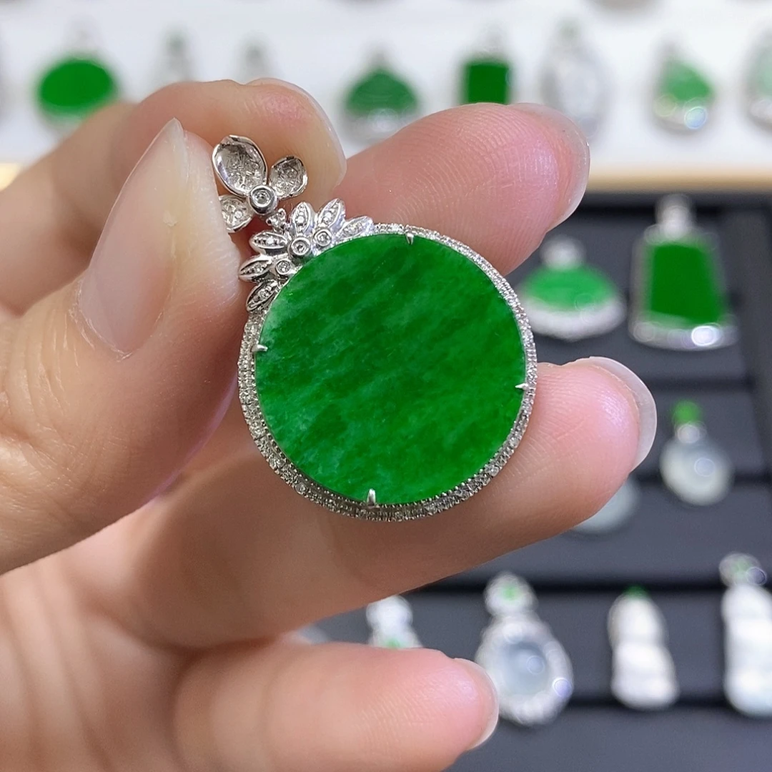 翡翠18K金镶嵌吊坠(不含链)