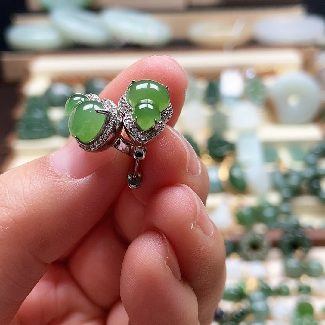 银S925镶嵌和田玉耳饰