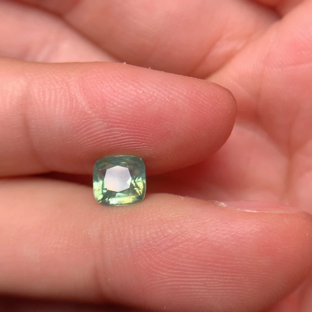 锆石裸石未镶嵌戴****ﾉ