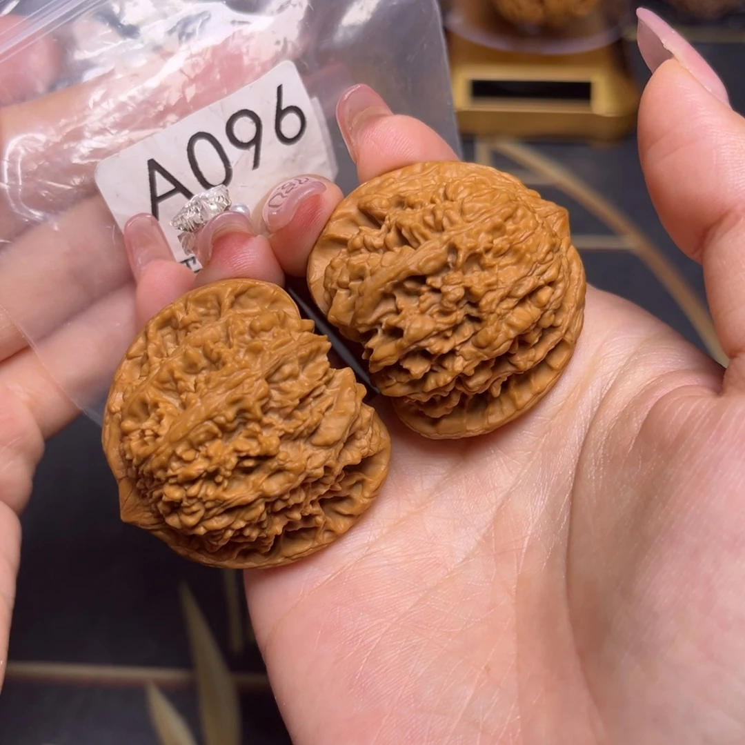 文玩核桃吊坠满天星42