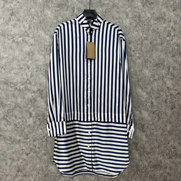 未使用 BURBERRY/博柏利 Burberry黑白条纹连衣裙