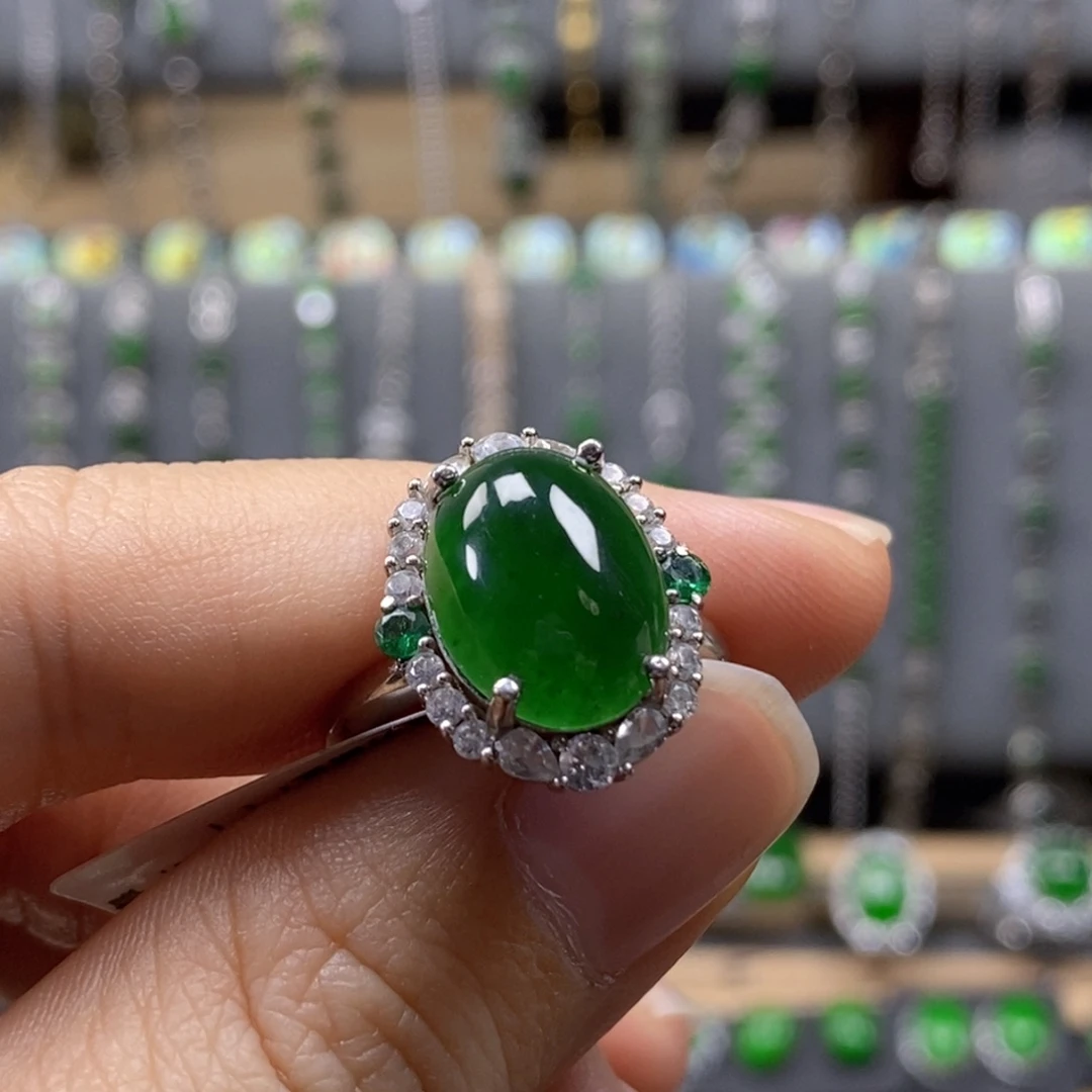 颈饰银S925镶嵌翡翠浴**生13.7mm