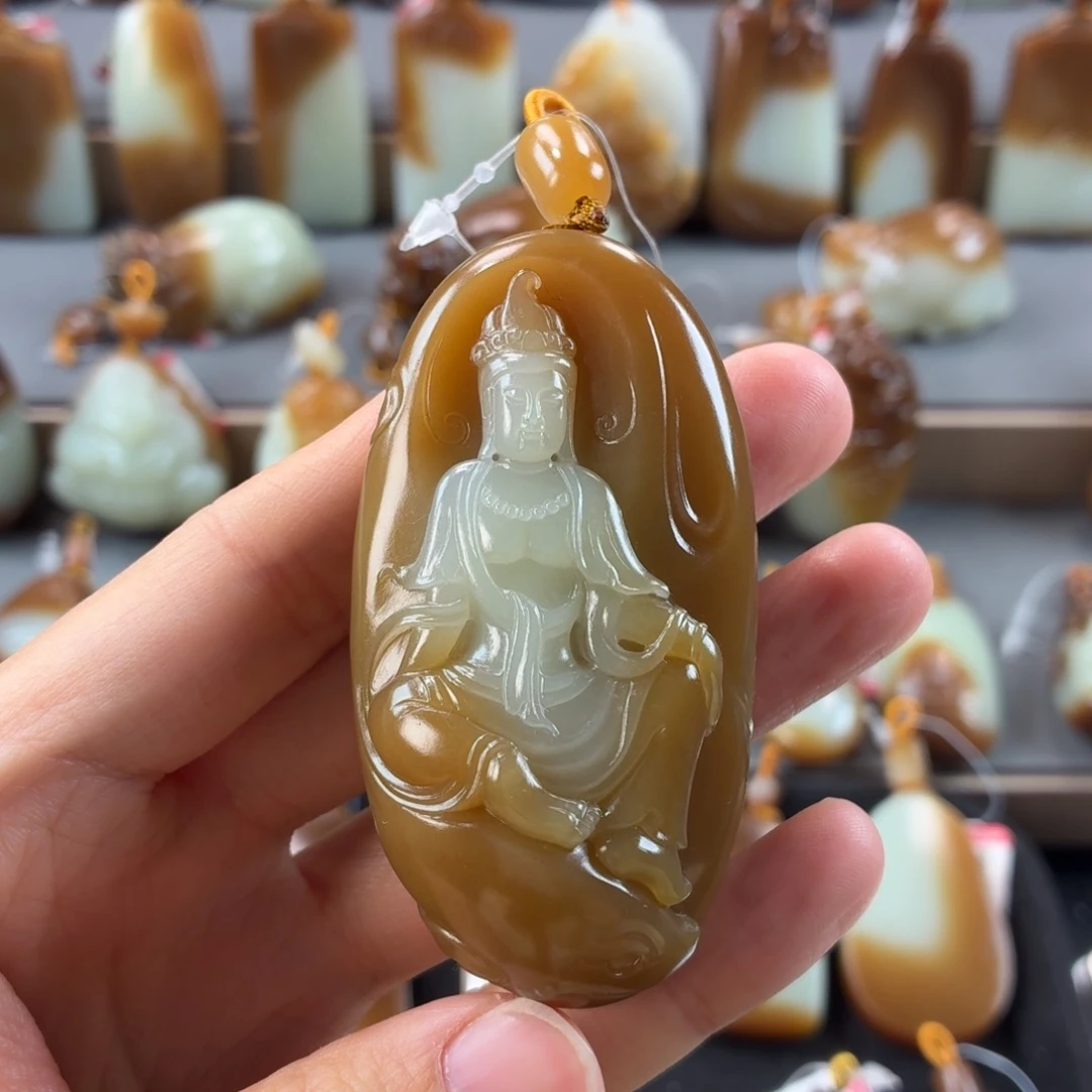 和田玉未镶嵌颈饰