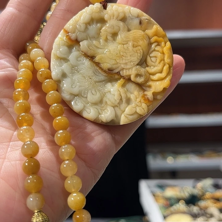 岫玉未镶嵌毛衣链