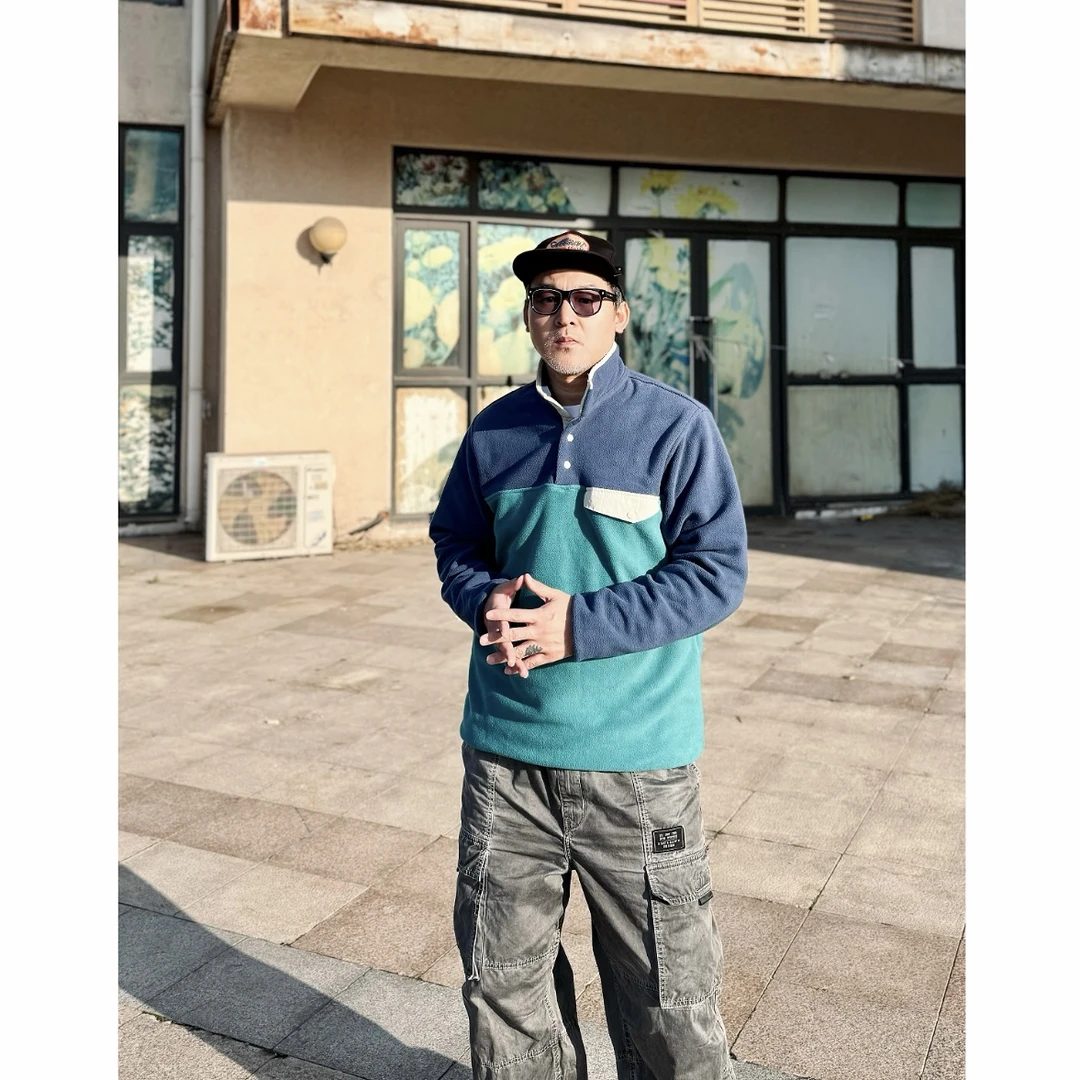 情侣款加绒加厚重磅摇粒绒休闲夹克外套25131