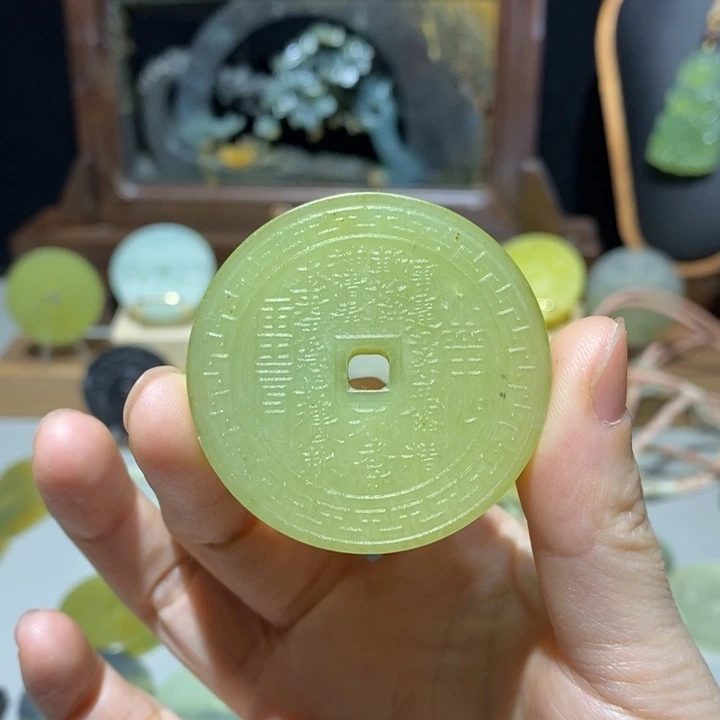 岫玉未镶嵌颈饰15