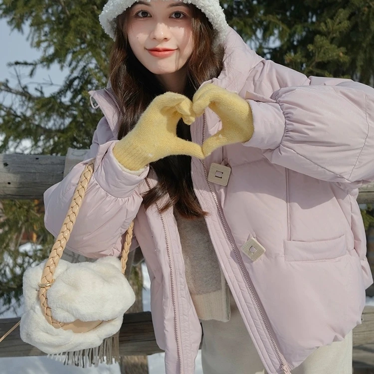 冬季女士方扣短款保暖羽绒服连帽韩版宽松新款时尚百搭面包服