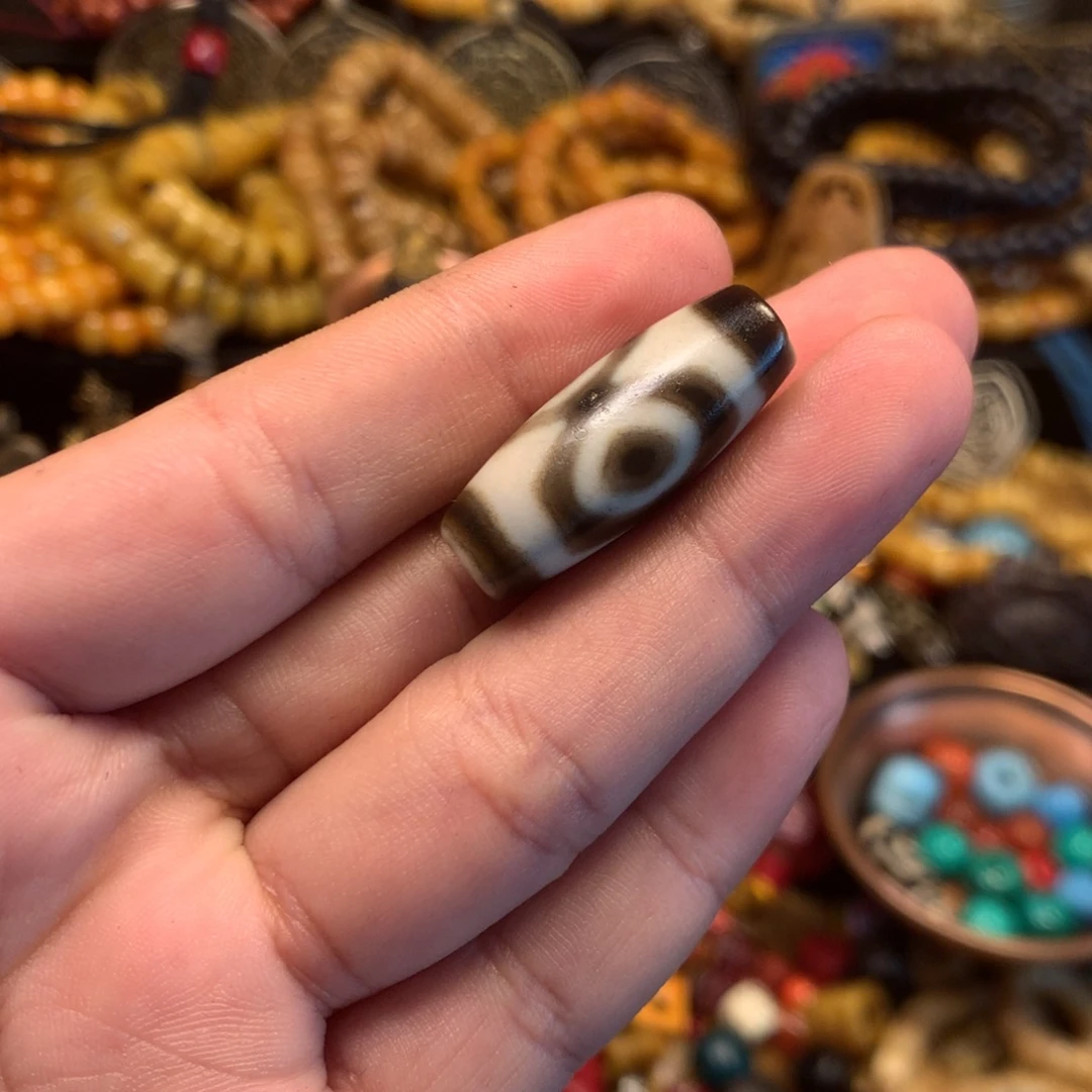 泥塑娘啦擦擦骰子