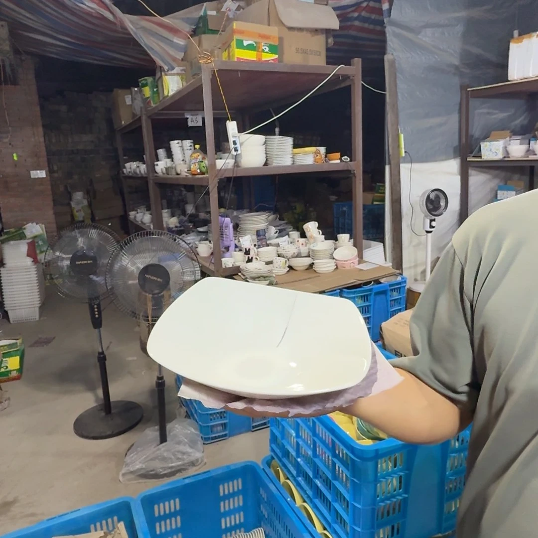 瓷片仓库直播瑕疵处理