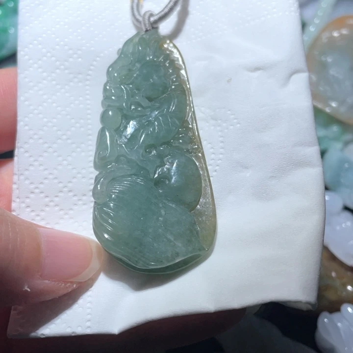 【闪购商品】翡翠颈饰未镶嵌天然翡翠