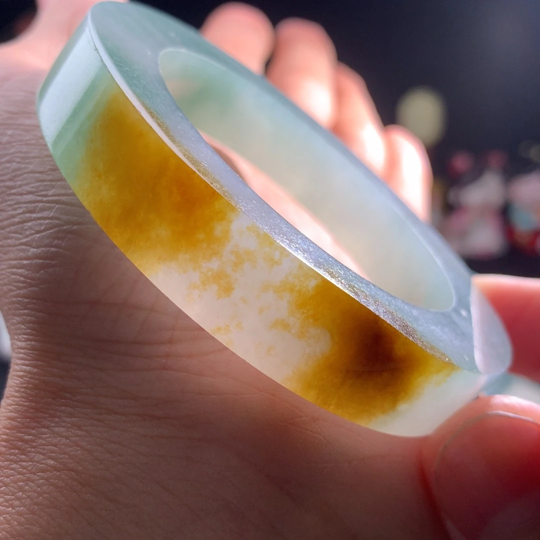 定制翡翠未镶嵌手镯