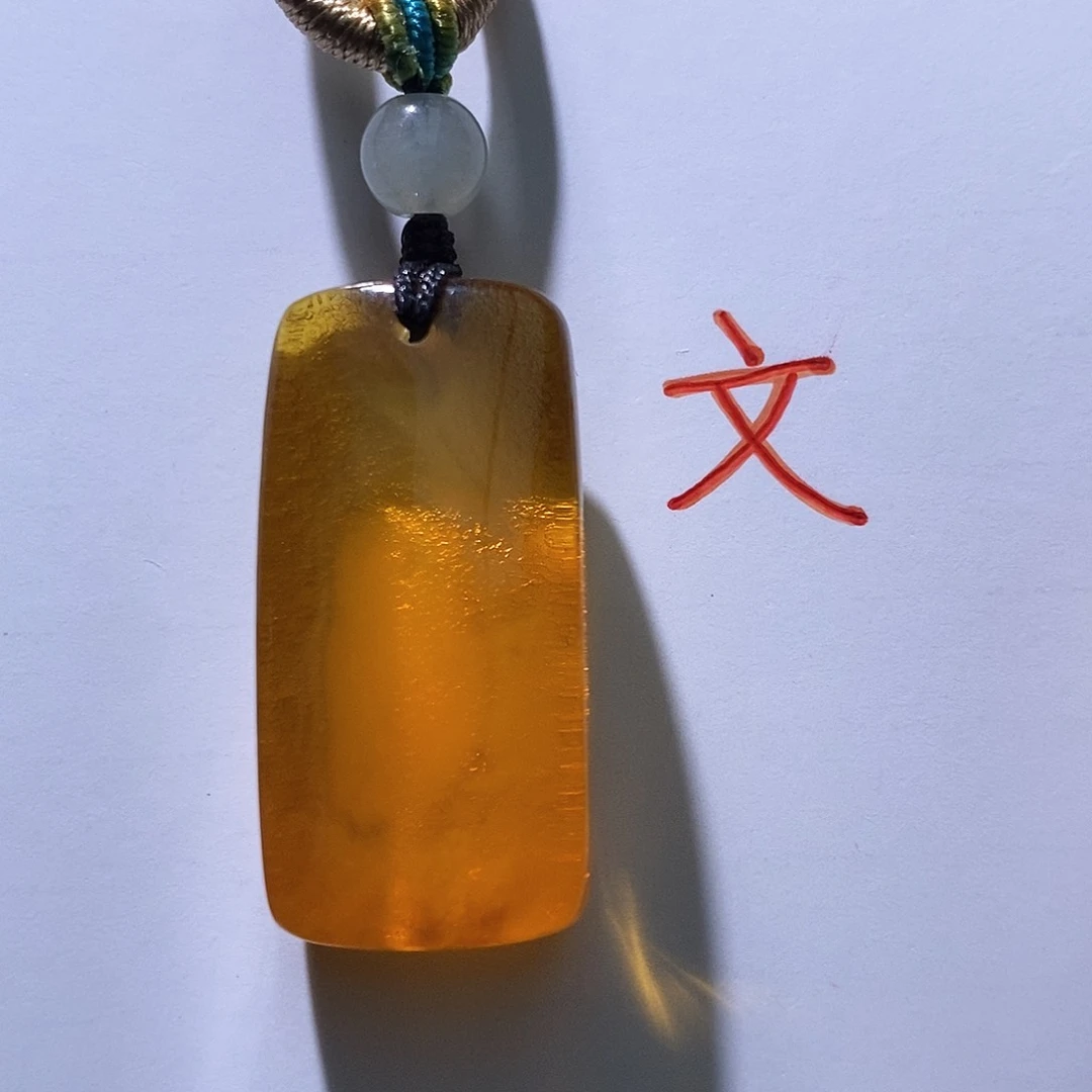 琥珀未镶嵌珠宝奇石140