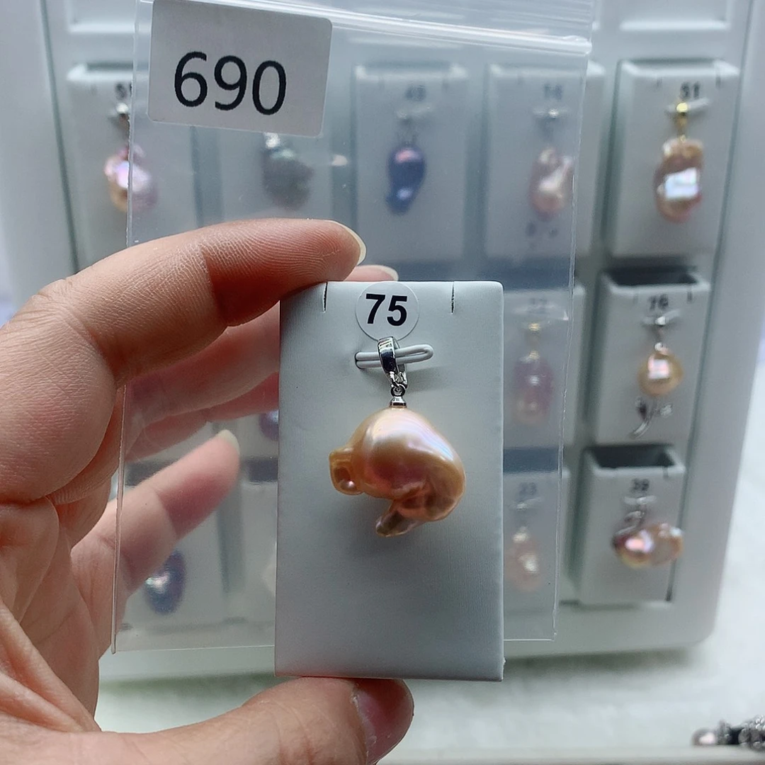 合金吊坠(不含链)淡水珍珠