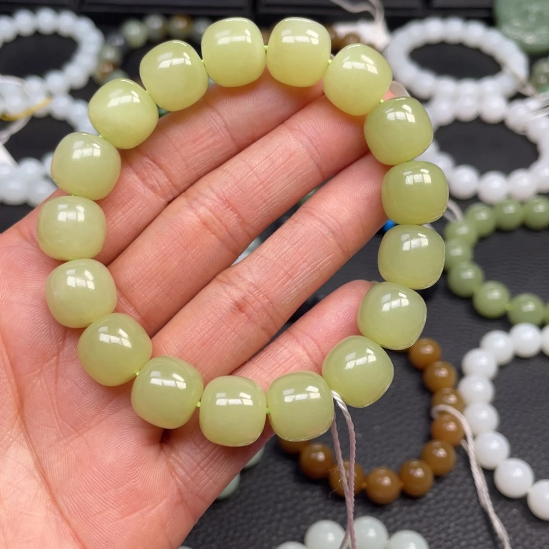 和田玉未镶嵌手链