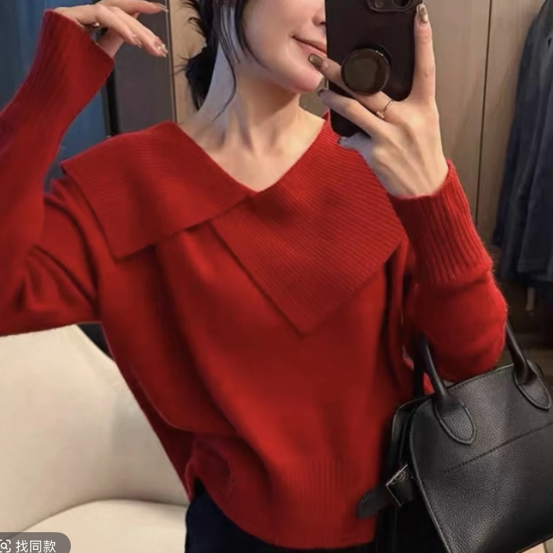 刘智英家冬季不规则翻领针织衫