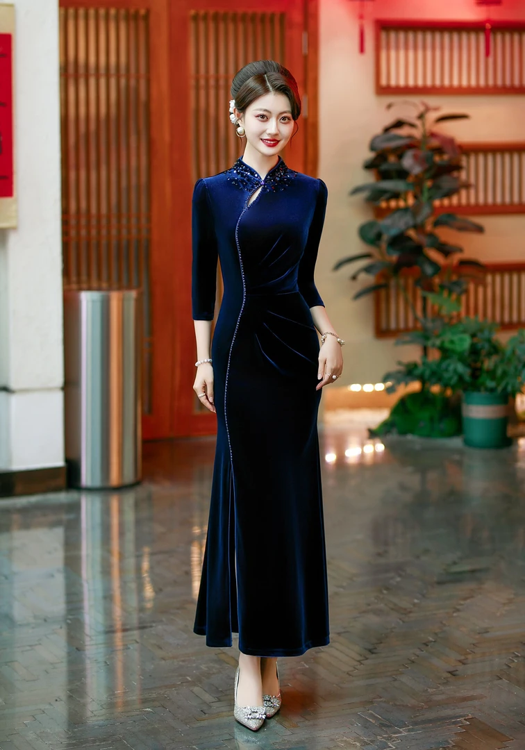 喜晚礼服敬酒婆婆气质婚宴中年服装妈妈高端优雅连衣裙婚礼丈母娘