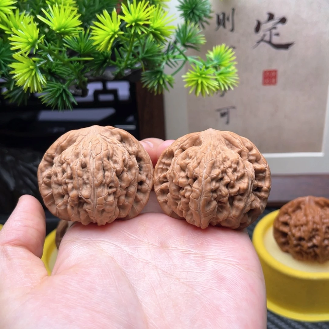 文玩核桃吊坠45望月