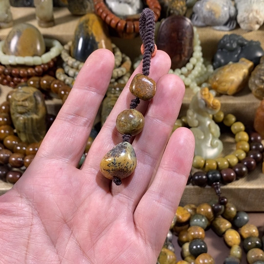 岫岩河磨玉（透闪石质玉）未镶嵌挂件