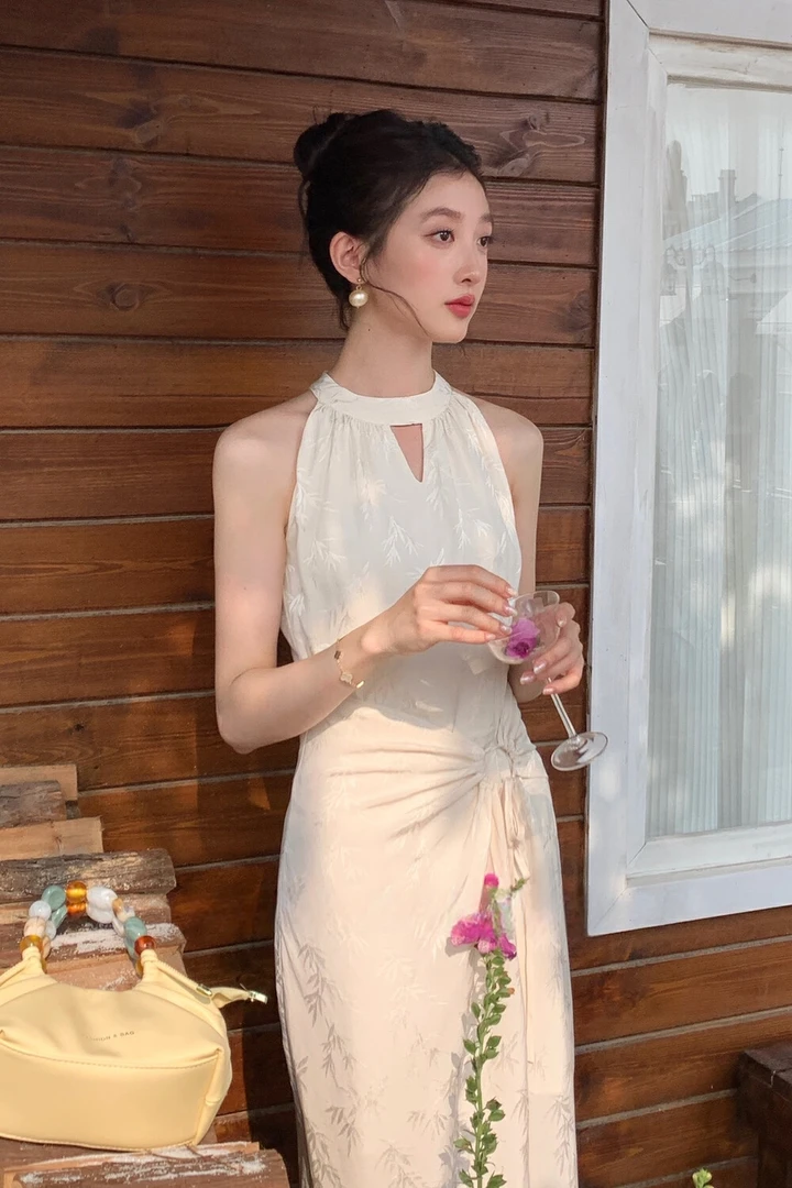 无袖旗袍名媛斜襟设计感镂空优雅修身新中式碎花日常裙子少女