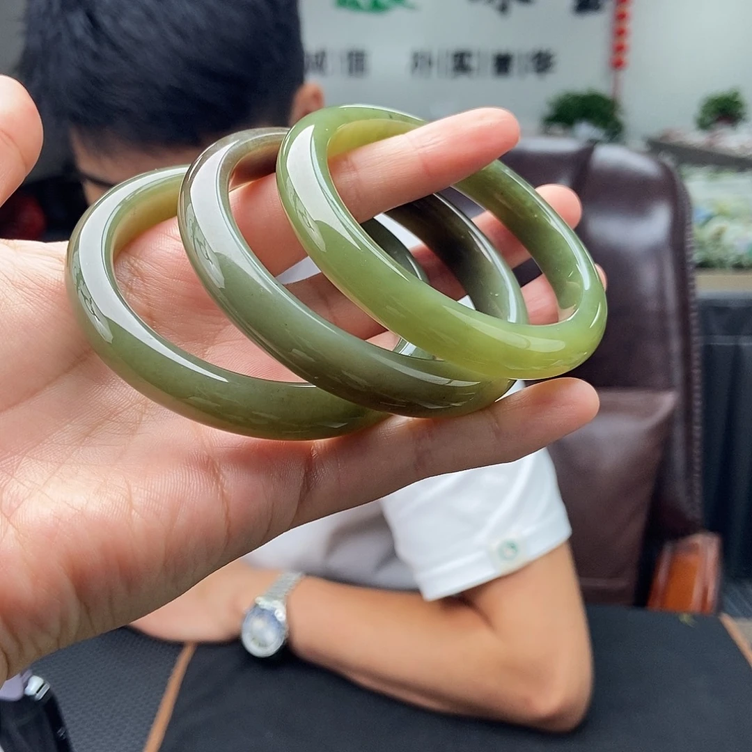 和田玉手镯未镶嵌59-61颜色多样性发拍一发一