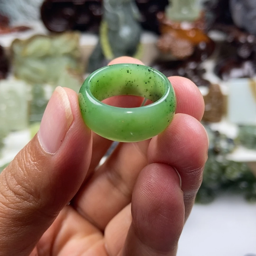 【闪购商品】颈饰未镶嵌和田玉