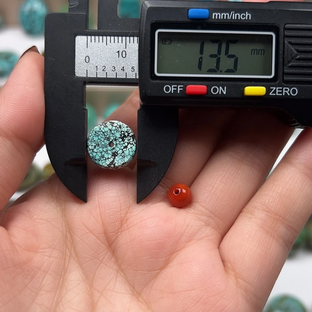 南红玛瑙未镶嵌珠宝奇石